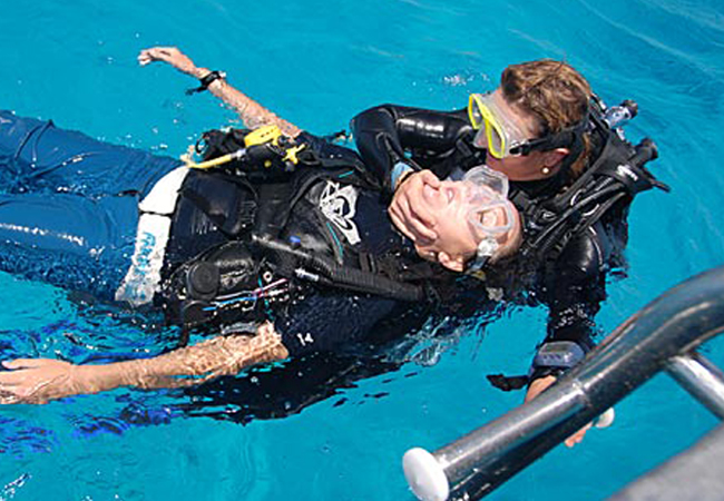 PADI Rescue Diver Kurs in Sharm El Sheikh